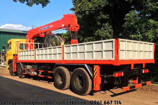 xe cẩu tự hành 12 tấn kanglim ks2825 dongfeng hoàng huy 4 chân