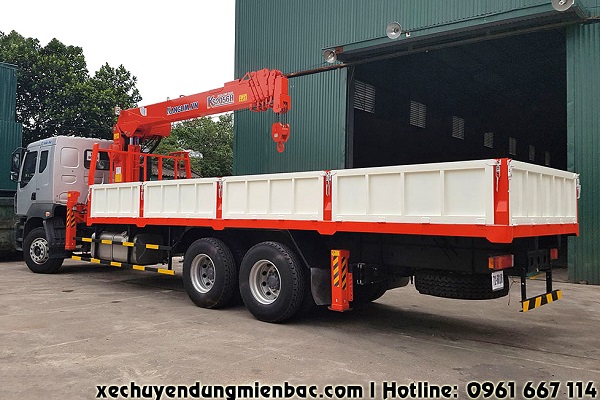 xe cẩu tự hành 8 tấn kanglim