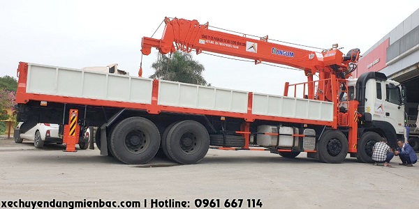 xe cẩu tự hành 15 tấn hyundai