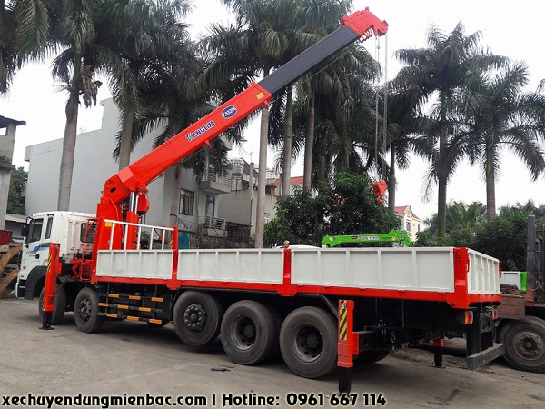 xe cẩu tự hành 15 tấn kanglim hyundai hd360