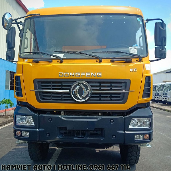 ngoại thất cabin xe ben 4 chân dongfeng hoàng huy 