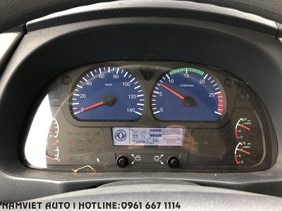 nội thất cabin xe tải thùng kín dongfeng hoàng huy b180