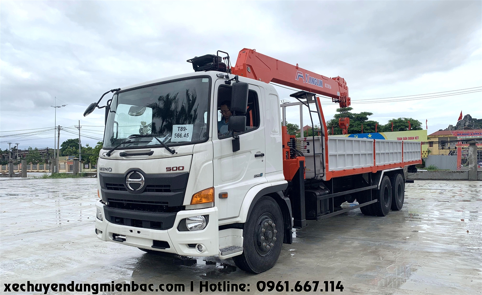 giá xe cẩu tự hành 8 tấn kanglim xe hino 3 chân