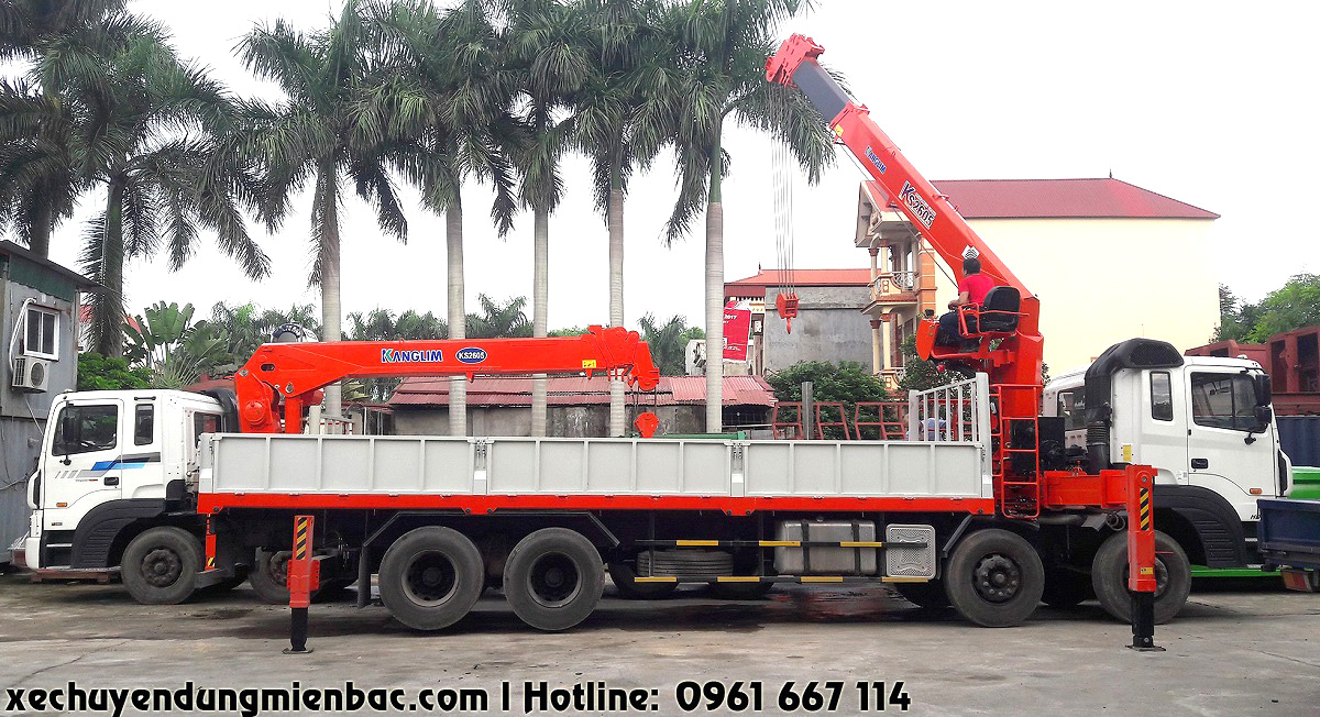 xe cẩu tự hành 10 tấn kanglim ks2605