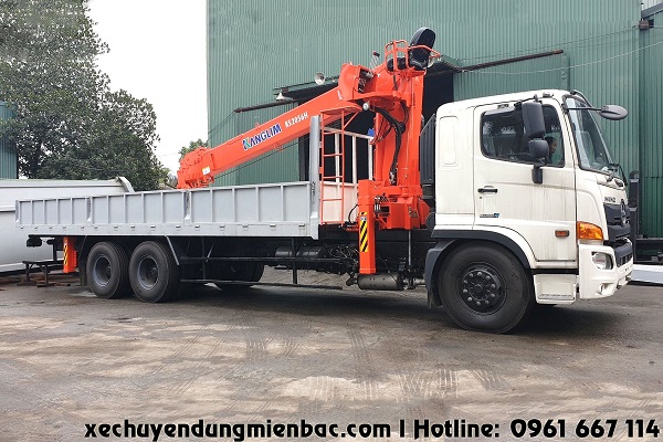 xe cẩu tự hành 8 tấn kanglim