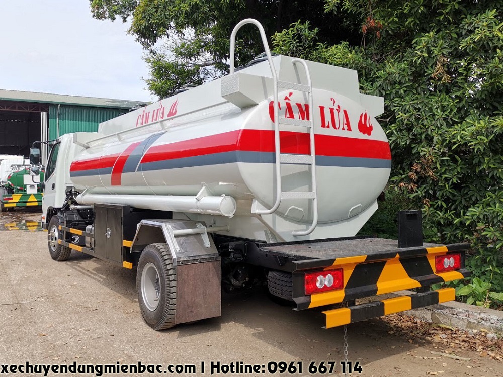 xe chở xăng dầu thaco ollin720.E4 dung tích 9 khối 