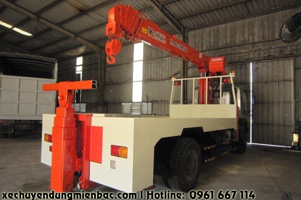 xe cưu hộ dongfeng 2 câu gắn cẩu 8 tấn kanglim ks2056