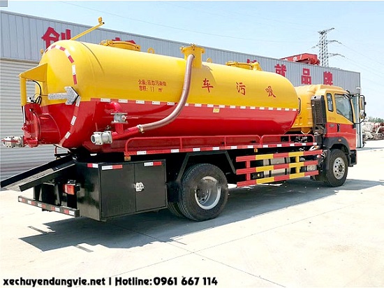 bán xe hút chất thải 8 khối howo 2 chân nhập khẩu giá rẻ tại long biên hà nội