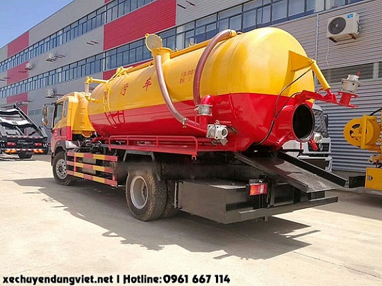 bán xe hút chất thải 8 khối howo 2 chân nhập khẩu giá rẻ tại cầu giấy hà nội