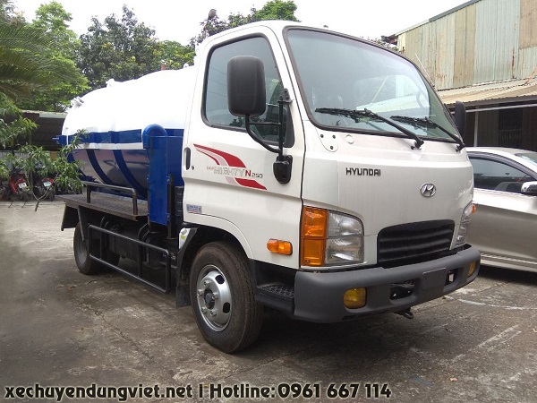 bán xe hút hầm cầu, hút bùn thông cống, hút chất thải 2 khối Hyundai new mighty n250 giá rẻ uy tín chất lượng tại hải phòng