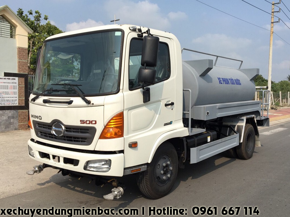 xe phun nước rửa đường 6 khoi hino fc