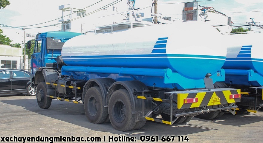 xe phun nước 3 chân kamaz 13 khôi 3 cầu