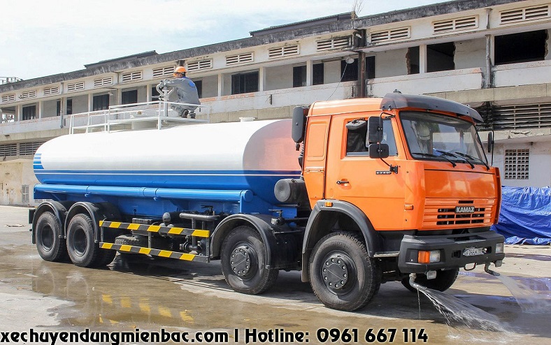 xe xi téc phun nước rửa đường 18 khối kamaz 6540