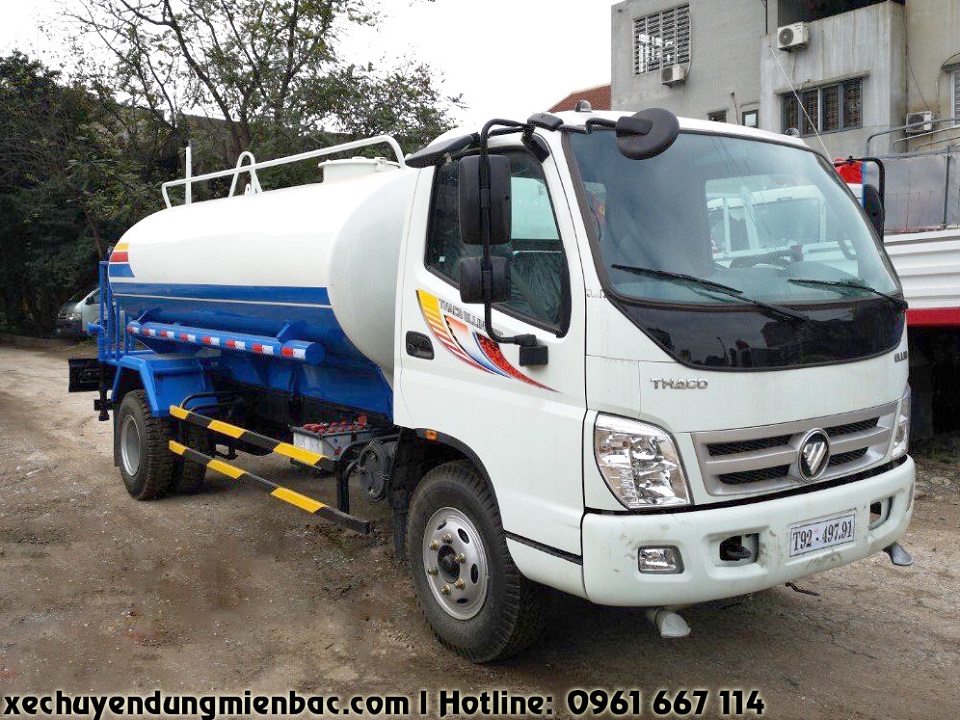 xe phun nước rửa đường 8 m3 thaco ollin700c