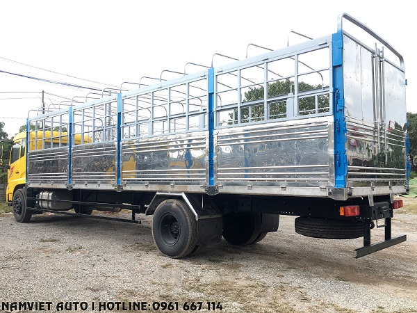thùng inox của xe tải dongfeng b180 8 tấn