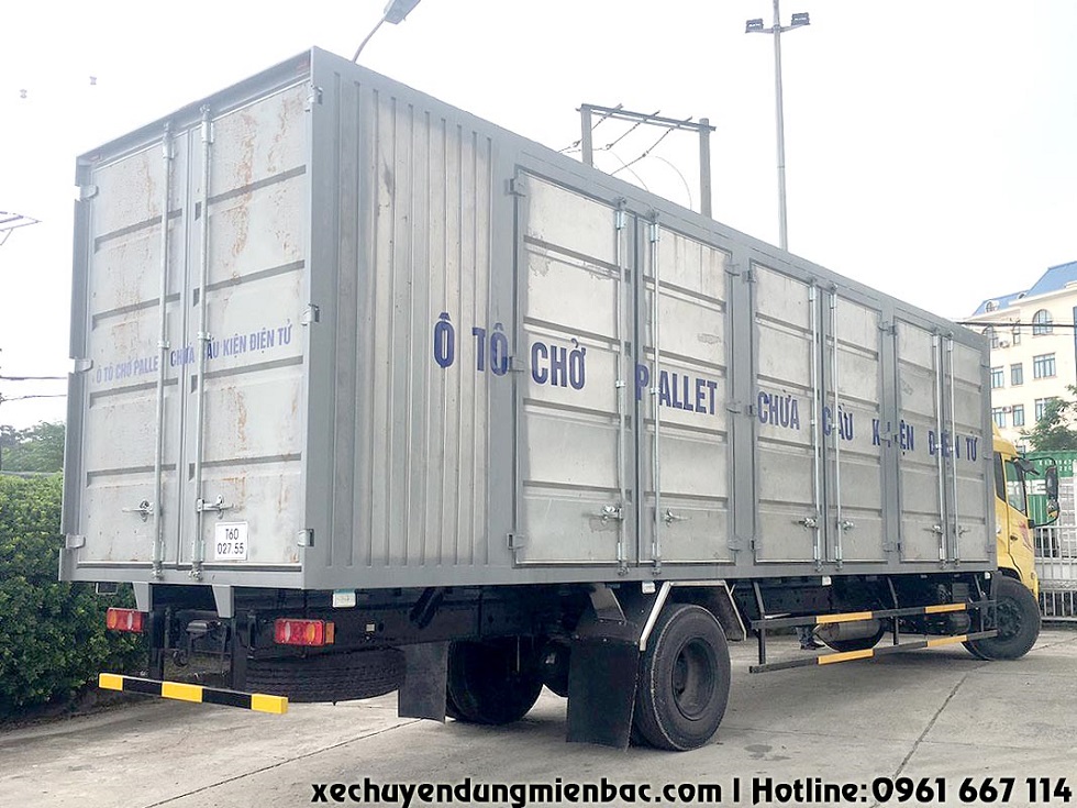 xe tải thùng kín chở pallet chứa cấu kiện điện tử dongfeng b180 dài 9,7m