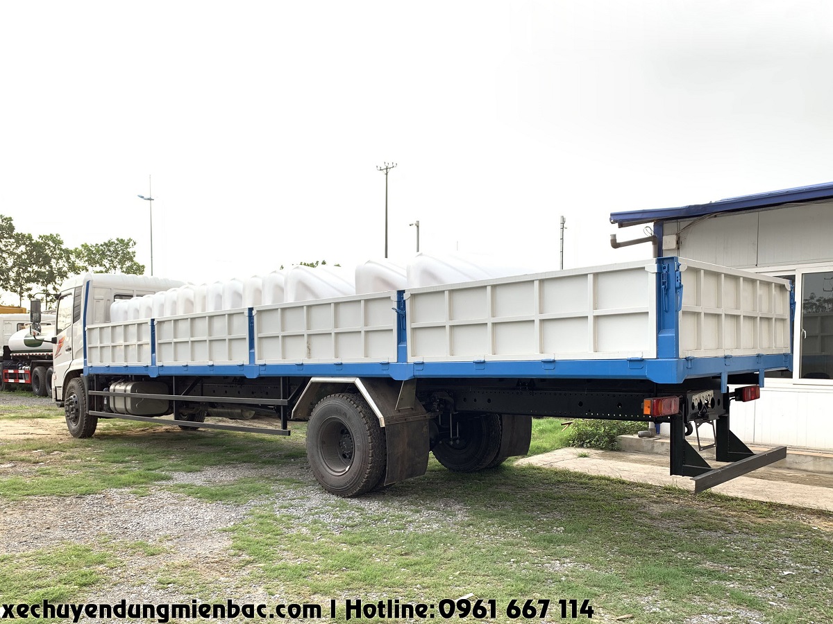 xe tải thùng lửng dongfeng b180 dài 9,7m
